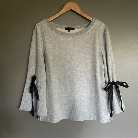 Sanctuary Tierney Bow Sleeve Sweatshirt Grey‎ Size XS Bell Sleeves Casual Comfy - Picture 4 of 14